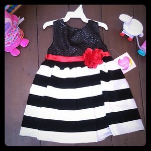 Youngland stripe dress w Red flower